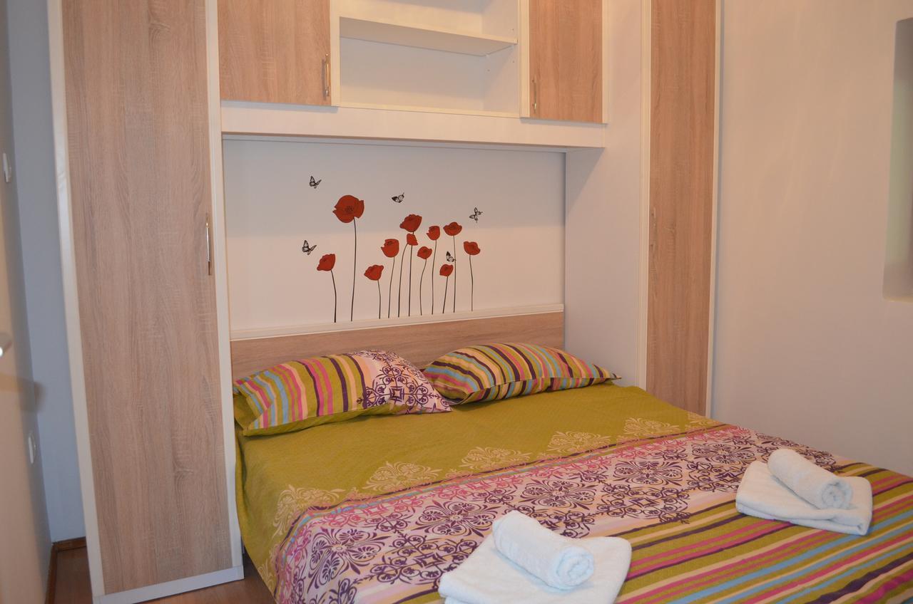 Apartments Petar Draga Bascanska Ngoại thất bức ảnh